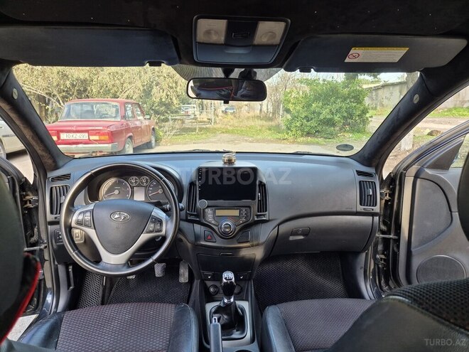 Hyundai i30 2010, 229,780 km - 1.6 л - Sumqayıt