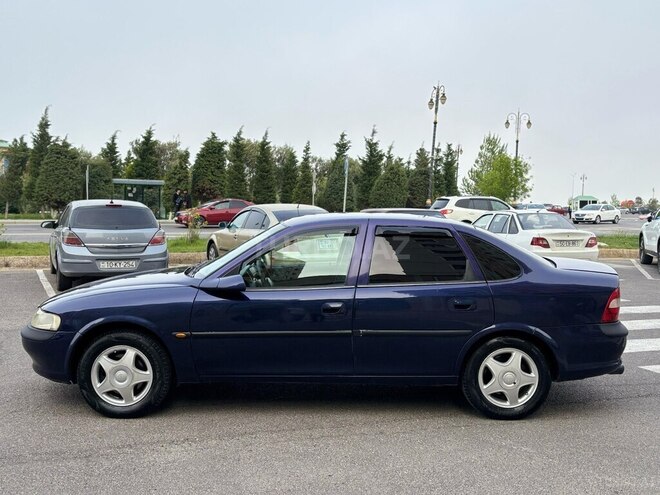 Opel Vectra 1997, 366,000 km - 2.0 л - Sumqayıt