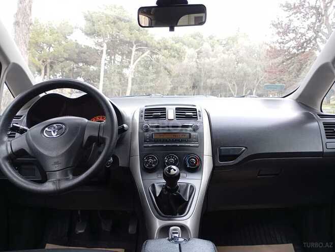 Toyota Auris 2008, 273,456 km - 1.4 l - Bakı