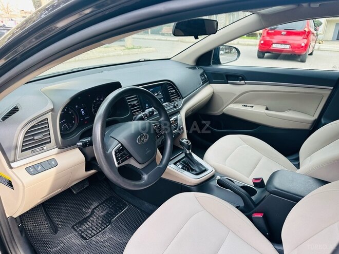 Hyundai Elantra 2018, 108,000 km - 2.0 l - Bakı