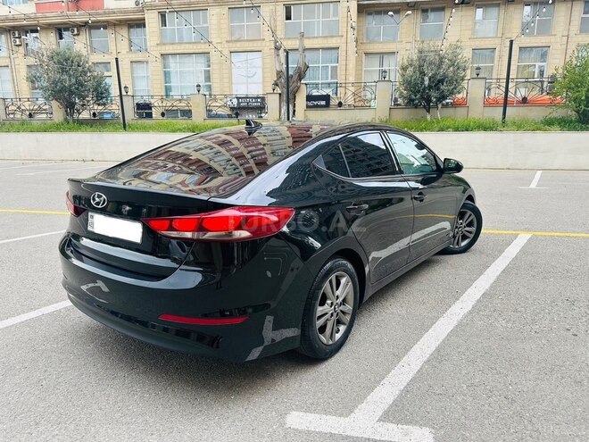 Hyundai Elantra 2018, 108,000 km - 2.0 l - Bakı