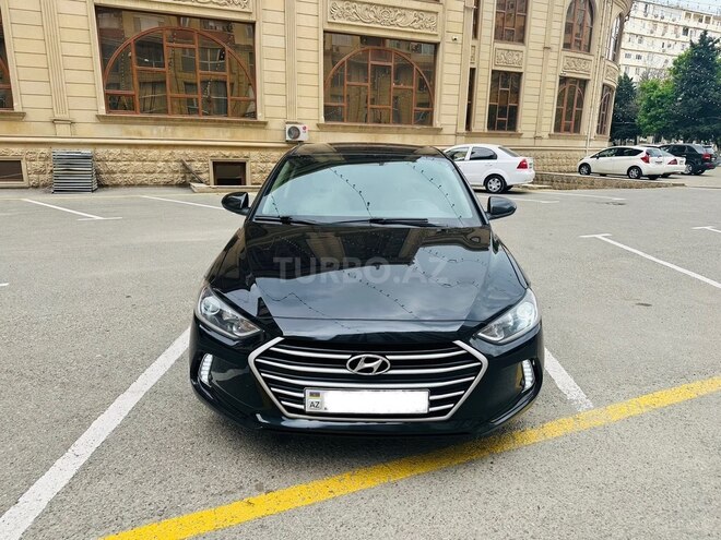 Hyundai Elantra 2018, 108,000 km - 2.0 l - Bakı
