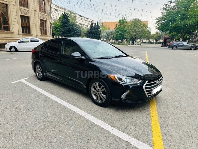 Hyundai Elantra 2018, 108,000 km - 2.0 l - Bakı