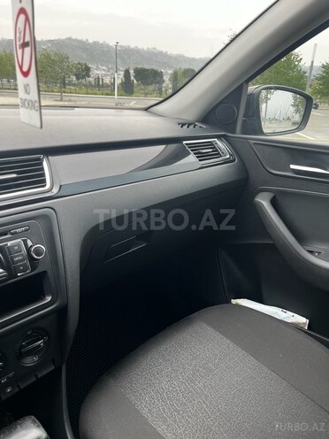 SEAT Toledo 2015, 242,253 km - 1.6 l - Bakı