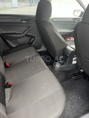 SEAT Toledo 2015, 242,253 km - 1.6 l - Bakı