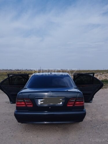 Mercedes E 240 2000, 416,000 km - 2.4 l - Bakı