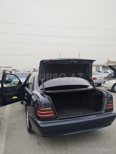 Mercedes E 240 2000, 416,000 km - 2.4 l - Bakı