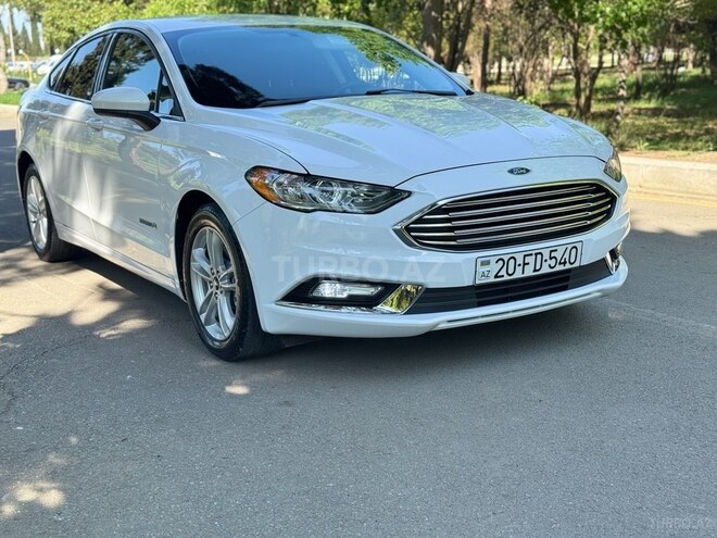 Ford Fusion (North America) 2018, 138,600 km - 2.0 l - Gəncə