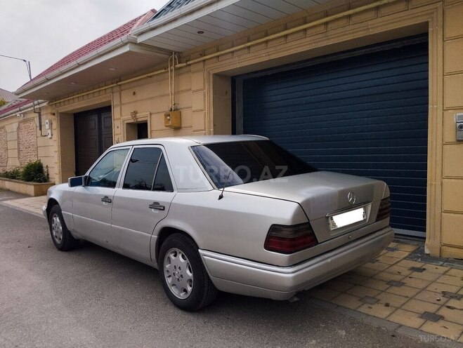 Mercedes E 200 1993, 455,000 km - 2.0 l - Bakı