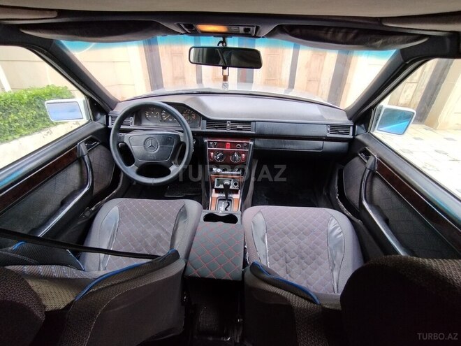 Mercedes E 200 1993, 455,000 km - 2.0 l - Bakı