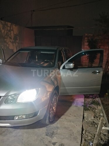 Mitsubishi Airtrek 2001, 275,434 km - 2.4 l - Bakı