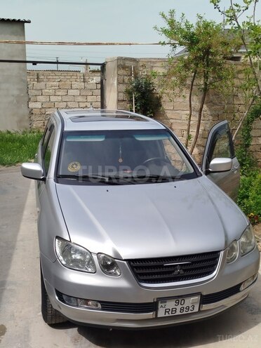 Mitsubishi Airtrek 2001, 275,434 km - 2.4 l - Bakı