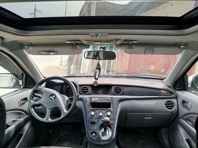 Mitsubishi Airtrek 2001, 275,434 km - 2.4 l - Bakı