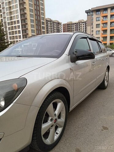 Opel Astra 2006, 330,000 km - 1.4 l - Sumqayıt