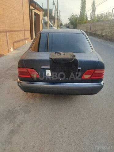 Mercedes E 230 1995, 338,888 km - 2.3 l - Bakı