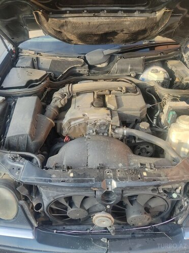Mercedes E 230 1995, 338,888 km - 2.3 l - Bakı