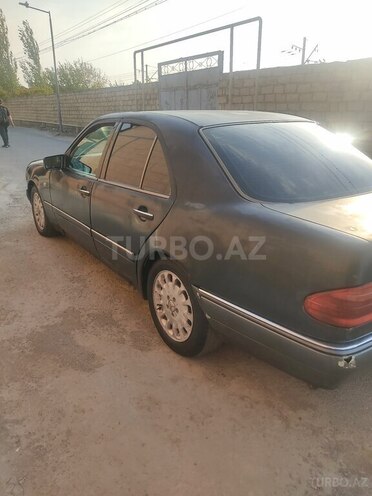 Mercedes E 230 1995, 338,888 km - 2.3 l - Bakı