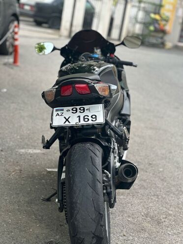 Suzuki  2011, 23,000 km - 0.6 l - Bakı