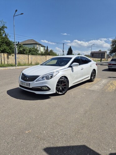 Hyundai Grandeur 2015, 216,000 km - 2.0 l - Tovuz