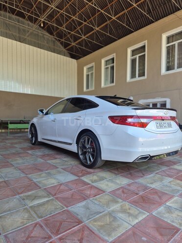 Hyundai Grandeur 2015, 216,000 km - 2.0 l - Tovuz