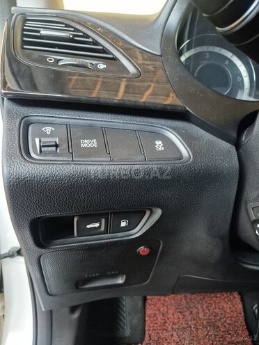 Hyundai Grandeur 2015, 216,000 km - 2.0 l - Tovuz