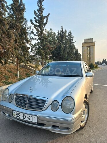 Mercedes E 270 1999, 335,000 km - 2.7 l - Hacıqabul