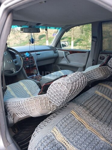 Mercedes E 270 1999, 335,000 km - 2.7 l - Hacıqabul