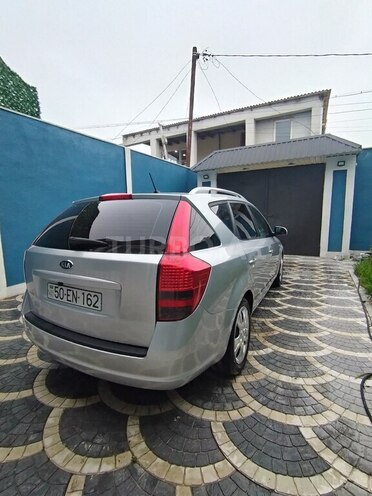 Kia Ceed 2010, 238,000 km - 1.6 л - Bakı