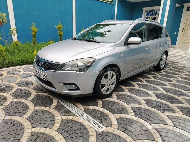 Kia Ceed 2010, 238,000 km - 1.6 л - Bakı