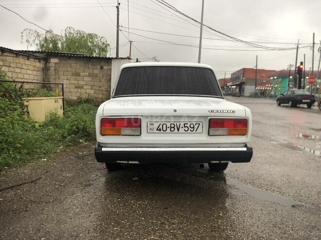 LADA (VAZ) 2107 2005, 95,000 km - 1.6 l - Quba