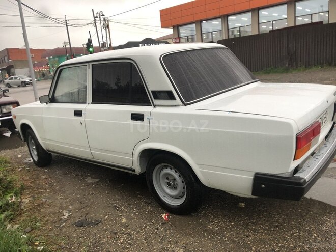 LADA (VAZ) 2107 2005, 95,000 km - 1.6 l - Quba