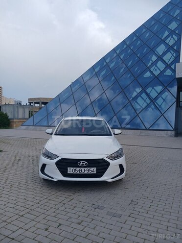 Hyundai Elantra 2016, 302,557 km - 2.0 l - Bakı