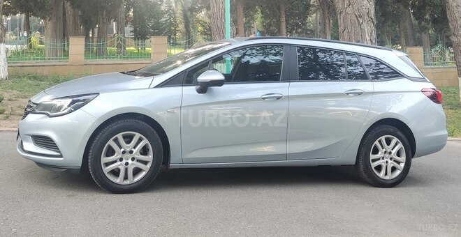 Opel Astra 2018, 197,220 km - 1.6 l - Bakı