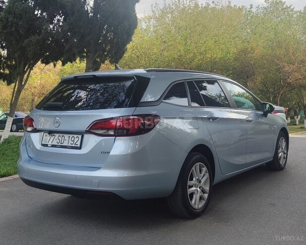 Opel Astra 2018, 197,220 km - 1.6 l - Bakı