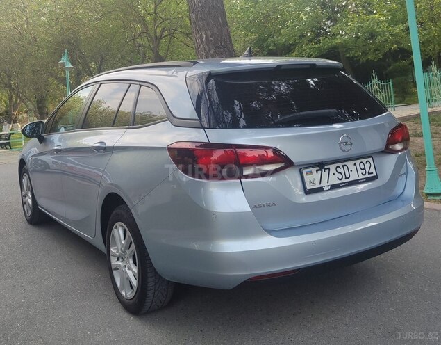 Opel Astra 2018, 197,220 km - 1.6 l - Bakı