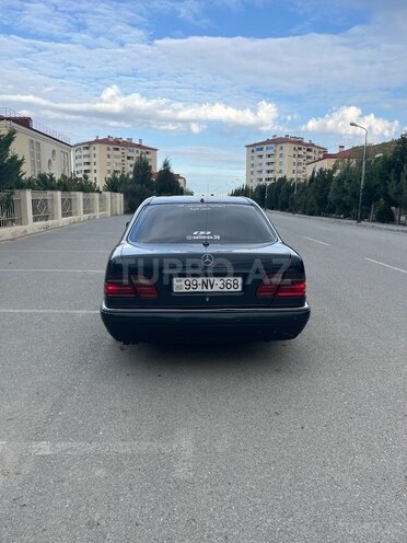 Mercedes E 290 1997, 350,000 km - 2.9 l - Sumqayıt