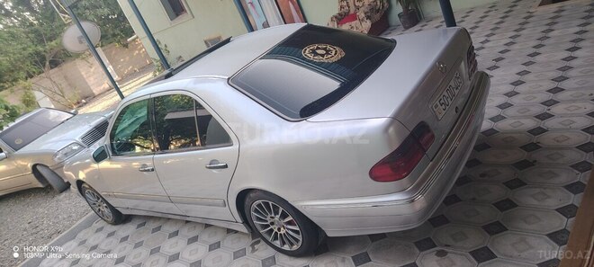 Mercedes C 200 1998, 331,579 km - 2.0 l - Ağcabədi