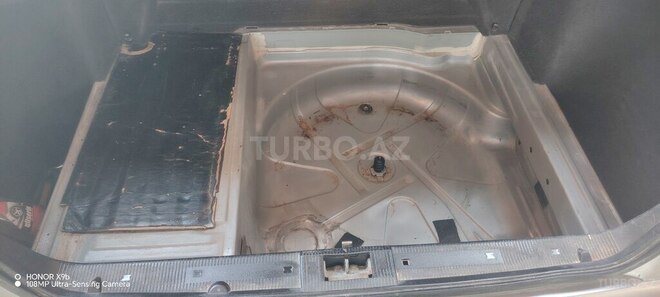 Mercedes C 200 1998, 331,579 km - 2.0 l - Ağcabədi