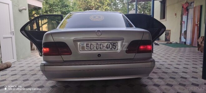 Mercedes C 200 1998, 331,579 km - 2.0 l - Ağcabədi