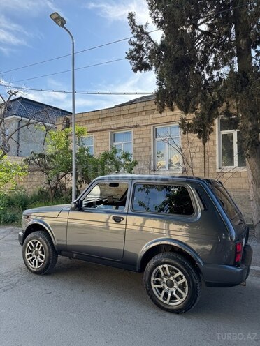 LADA (VAZ) Niva 2017, 107,000 km - 1.7 l - Gəncə