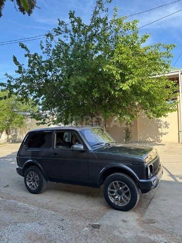LADA (VAZ) Niva 2017, 107,000 km - 1.7 l - Gəncə