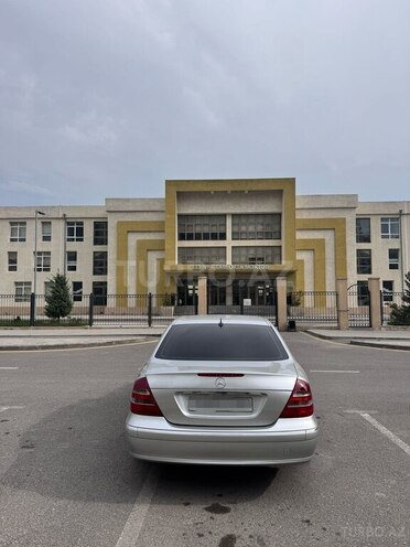 Mercedes E 320 2004, 326,000 km - 3.2 l - Bakı