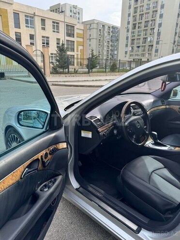 Mercedes E 320 2004, 326,000 km - 3.2 l - Bakı