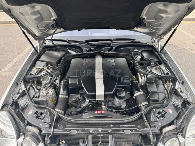 Mercedes E 320 2004, 326,000 km - 3.2 l - Bakı