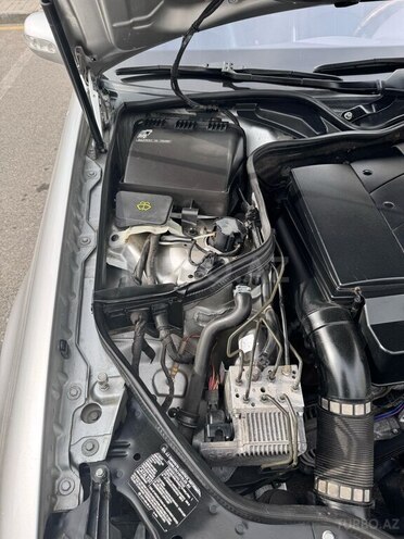 Mercedes E 320 2004, 326,000 km - 3.2 l - Bakı