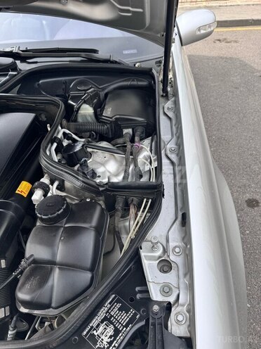 Mercedes E 320 2004, 326,000 km - 3.2 l - Bakı