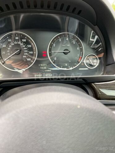 BMW 528 2013, 270,000 km - 2.0 l - Bakı