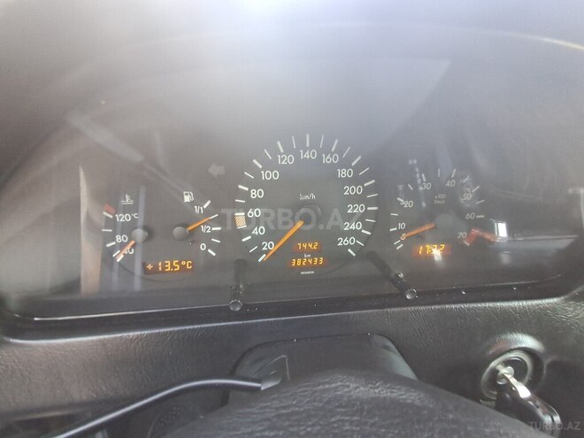 Mercedes C 280 1994, 383,000 km - 2.8 l - Sumqayıt