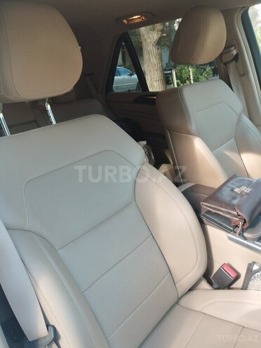 Mercedes ML 250 4MATIC 2015, 260,000 km - 2.2 l - Bakı