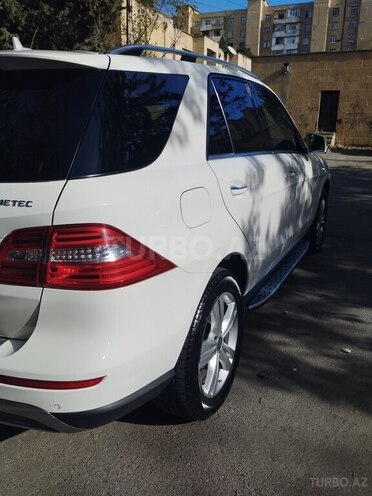 Mercedes ML 250 4MATIC 2015, 260,000 km - 2.2 l - Bakı